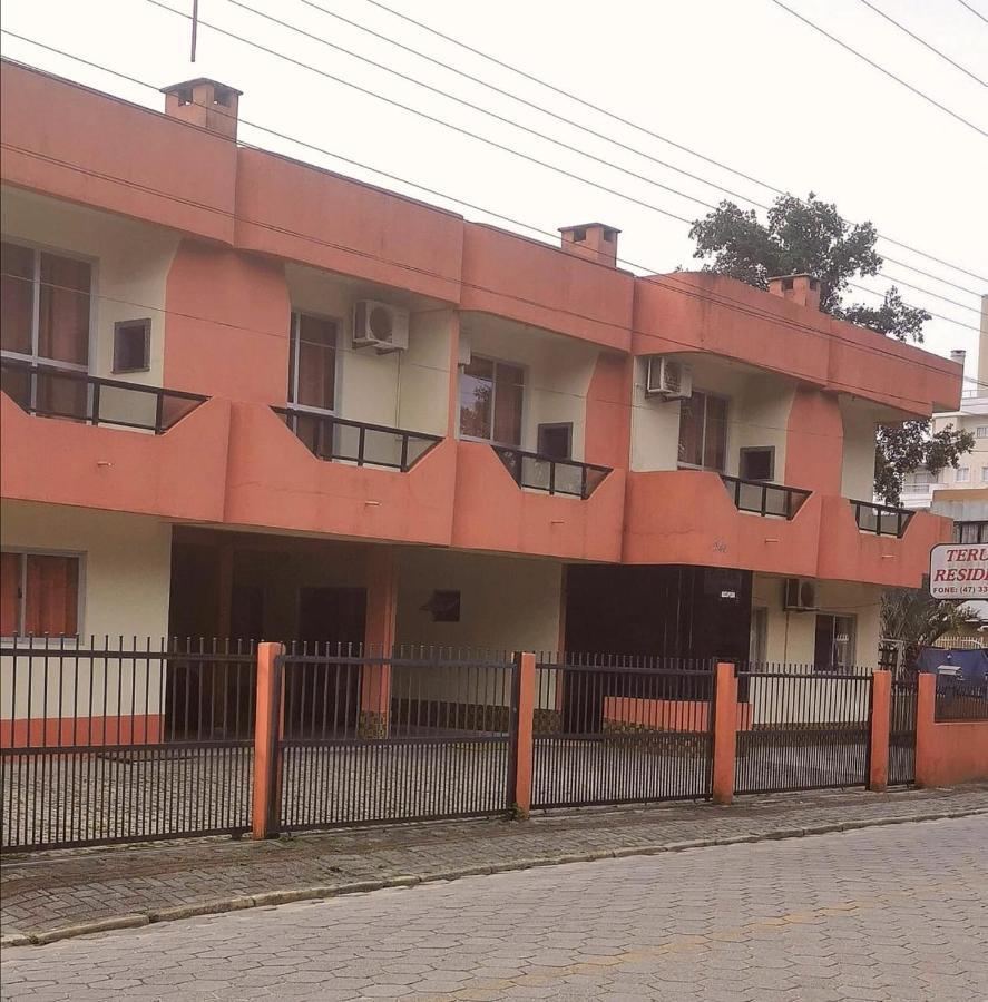 Terual Residens Apartment Bombinhas Exterior photo